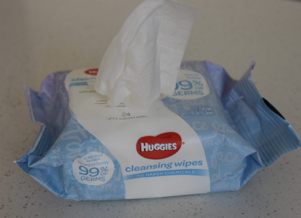 huggies cleansing wipes